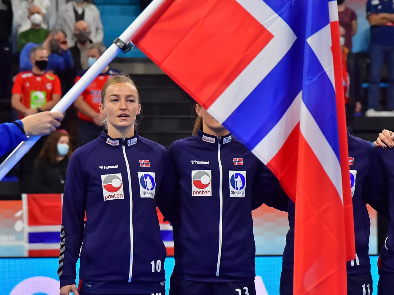 Kaptajn Oftedal viste vejen - se de norske karakterer her
