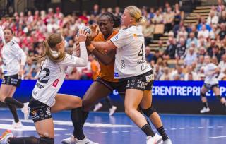 Så vågnede tidligere toptræner op: Stjerne fra mestrene får comeback til VM